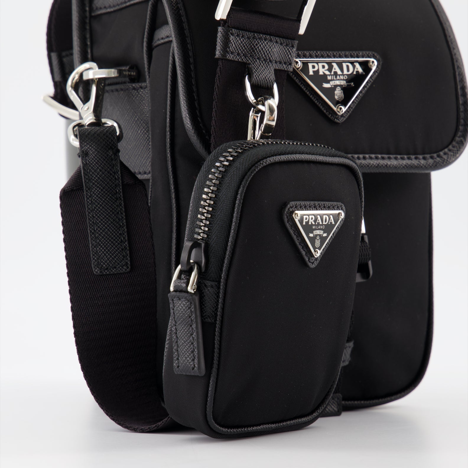 Saffiano leather bag, shoulder bag, adjustable strap, luxury accessory, men's fashion