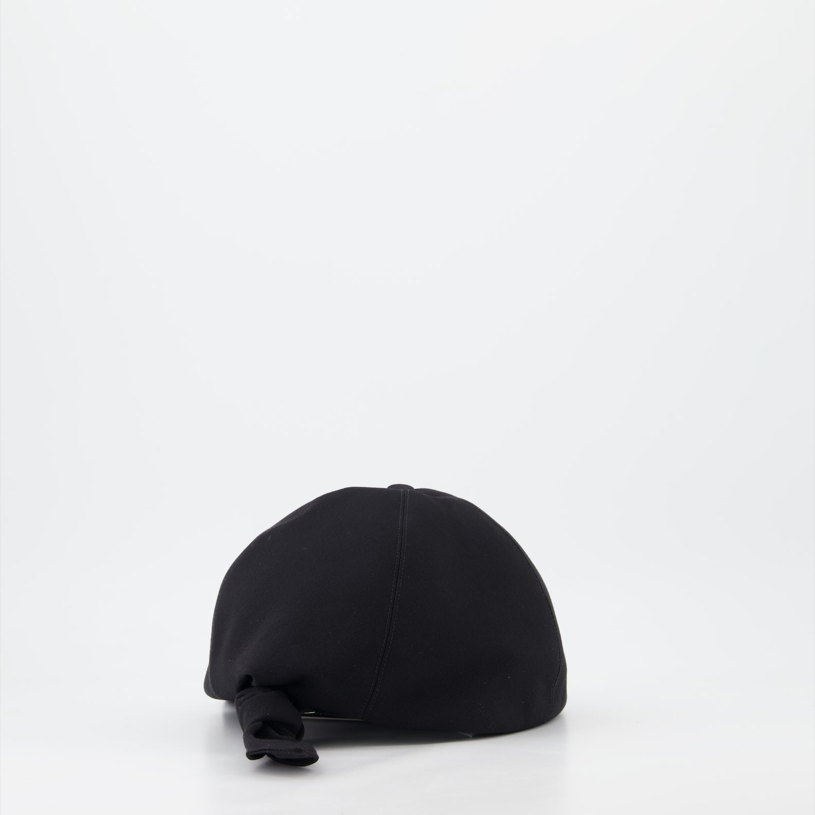 Dior men's cap, luxury wool cap, elegant bow cap, designer headwear, men's fashion accessories