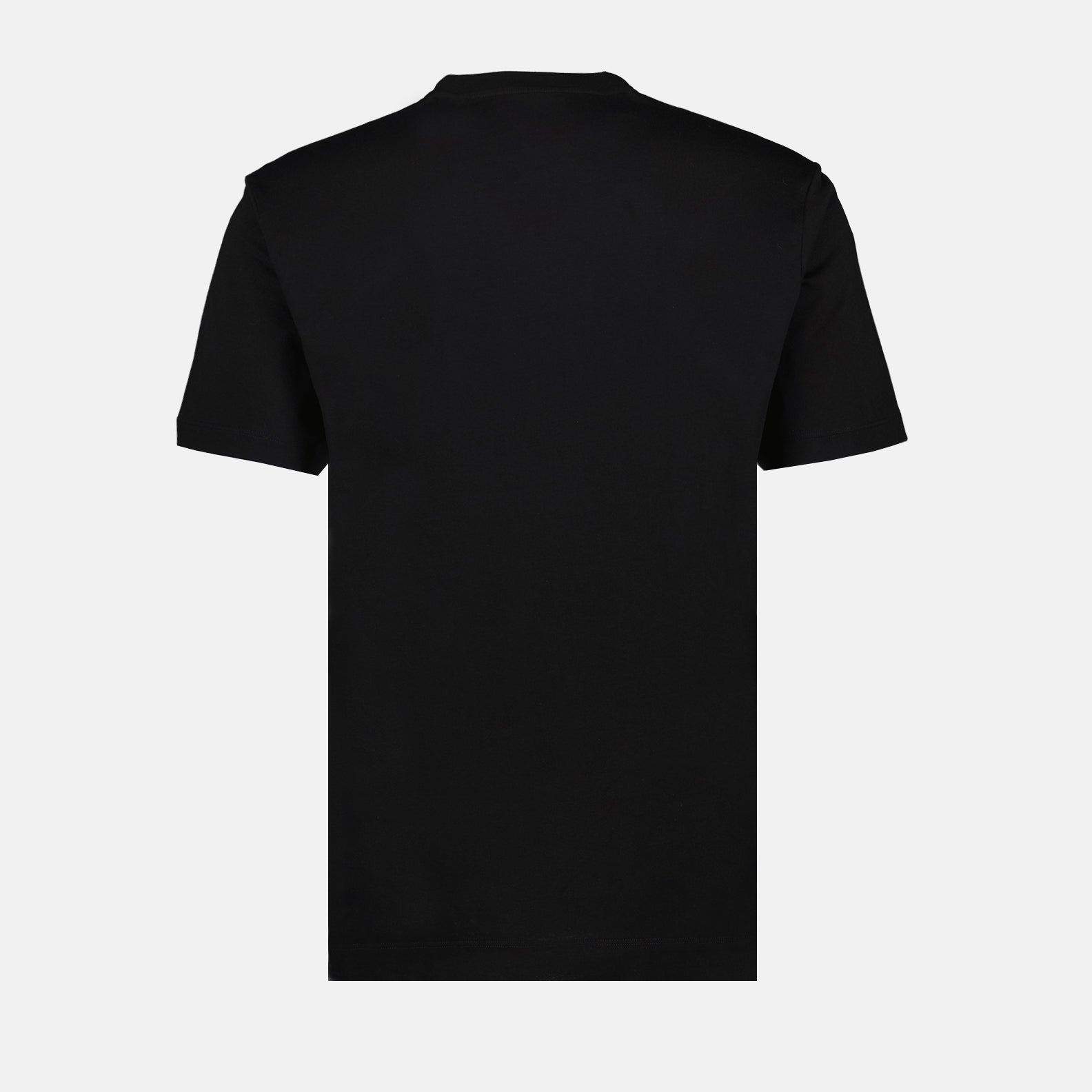 Versace Medusa T-shirt, luxury black T-shirt, designer T-shirt, premium men's wear, iconic Versace apparel