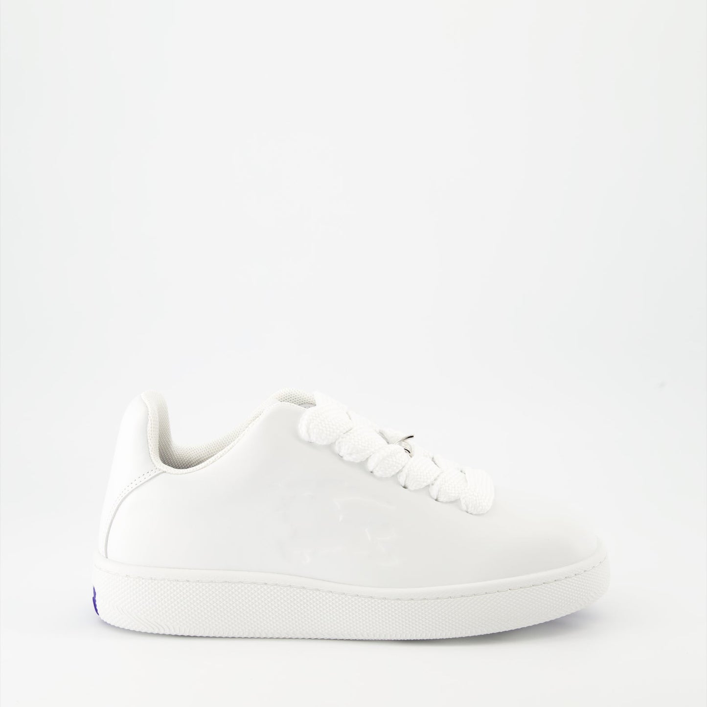 White leather sneakers, Burberry EKD, luxury footwear, stylish sneakers, elegant leather sneakers