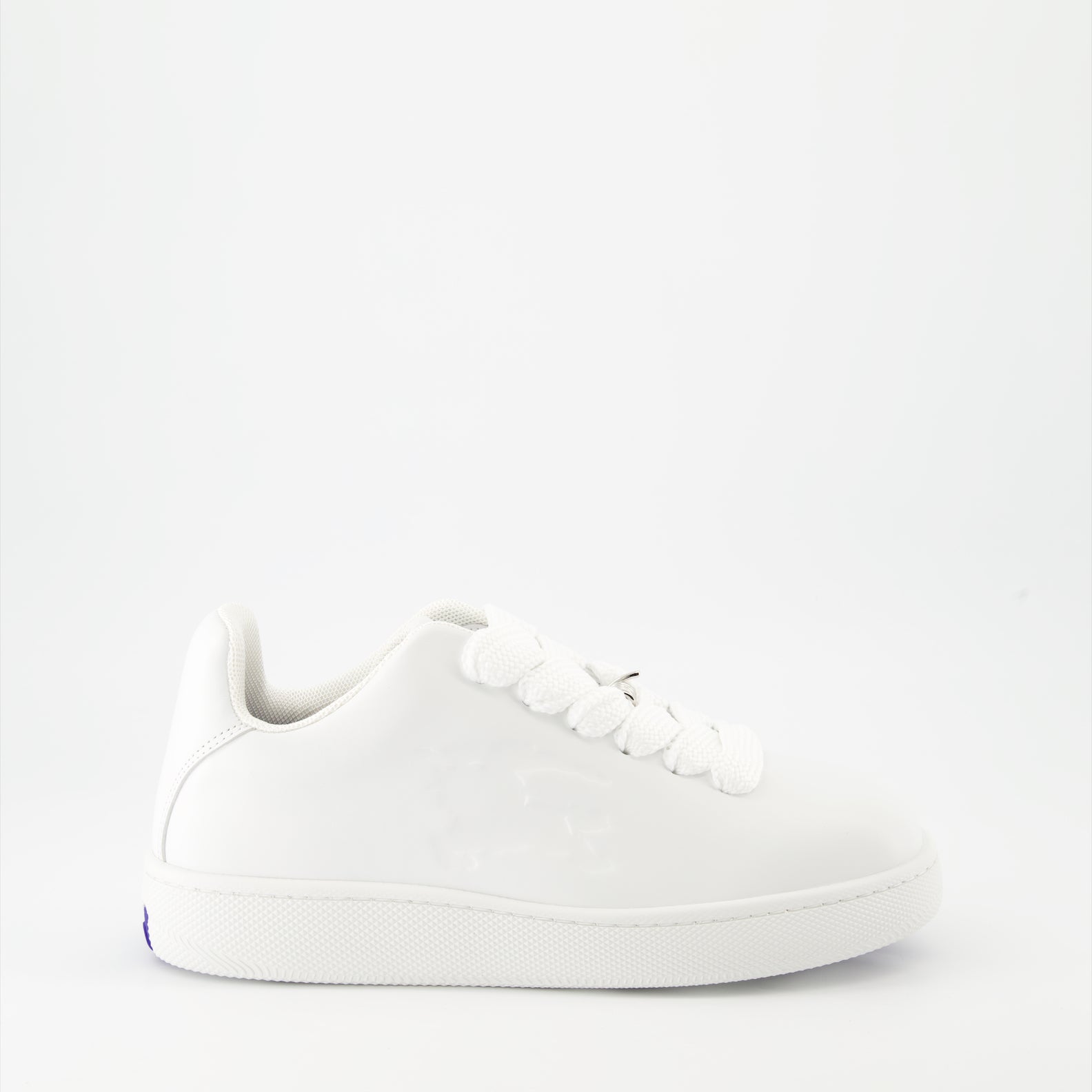 White leather sneakers, Burberry EKD, luxury footwear, stylish sneakers, elegant leather sneakers