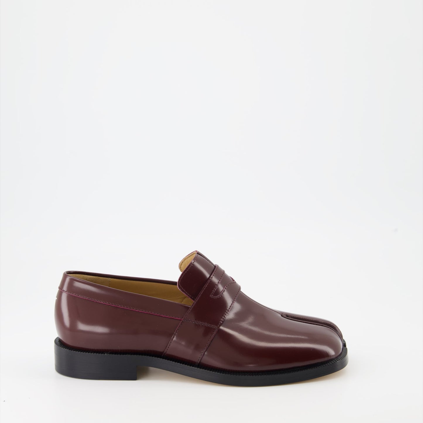 Tabi moccasins, leather patent moccasins, Maison Margiela, luxury footwear, Bordeaux moccasins