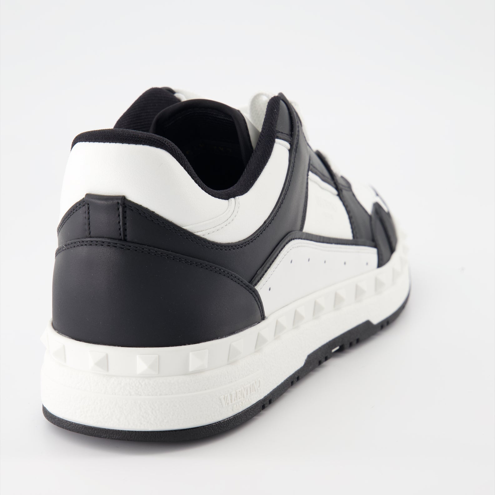 Valentino Garavani, leather sneakers, luxury sneakers, black and white sneakers, luxury footwear