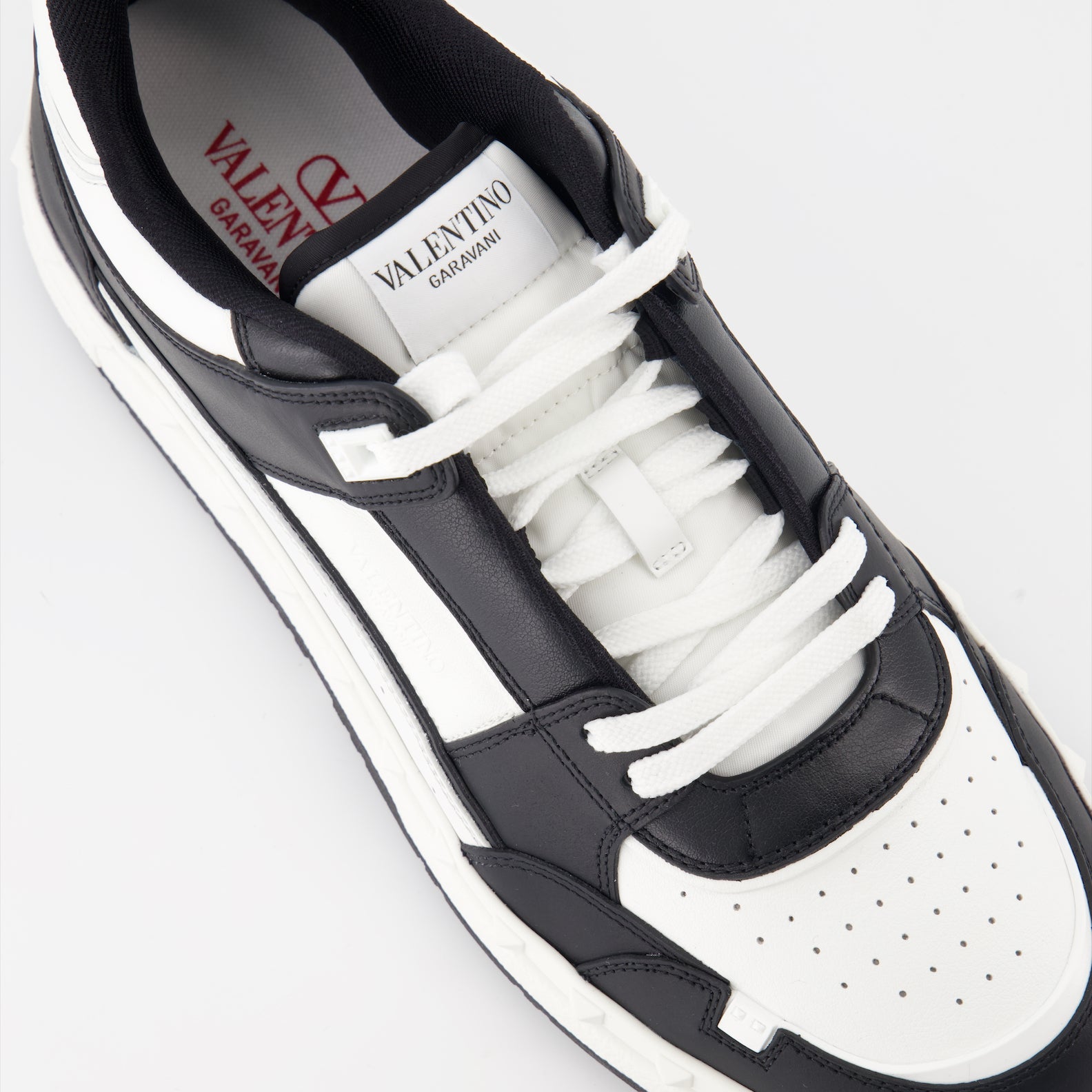 Valentino Garavani, leather sneakers, luxury sneakers, black and white sneakers, luxury footwear