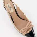 Imagen de las espadrilles Rockstud con correa trasera de cuero de Valentino Garavani para mujeres - Temporada Primavera-Verano 2024 - Vista detallada desde arriba