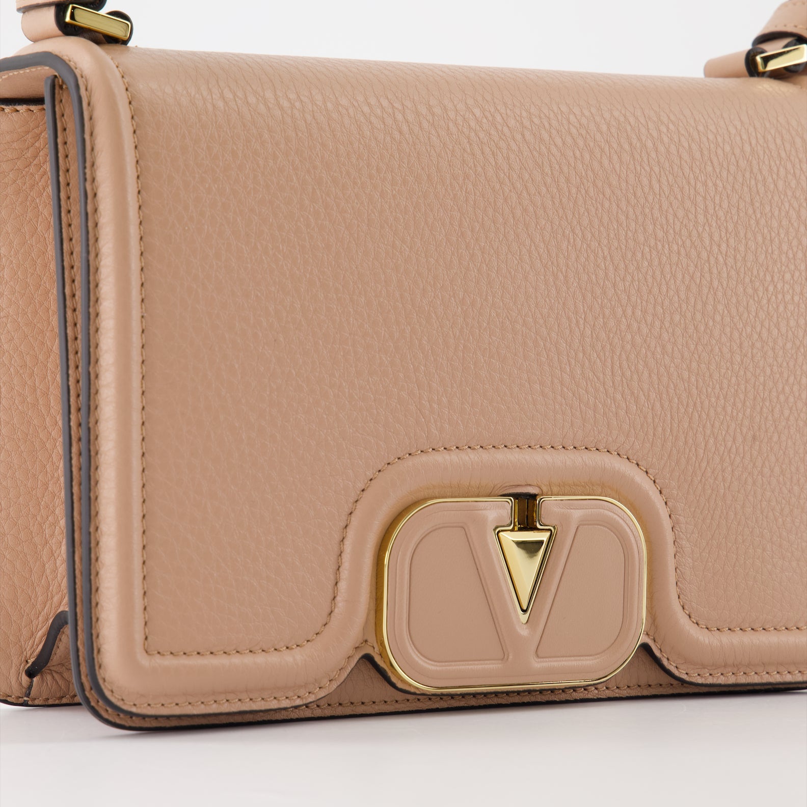 Valentino Garavani, VLogo, Leather Shoulder Bag, Luxury Handbags, Timeless Accessories