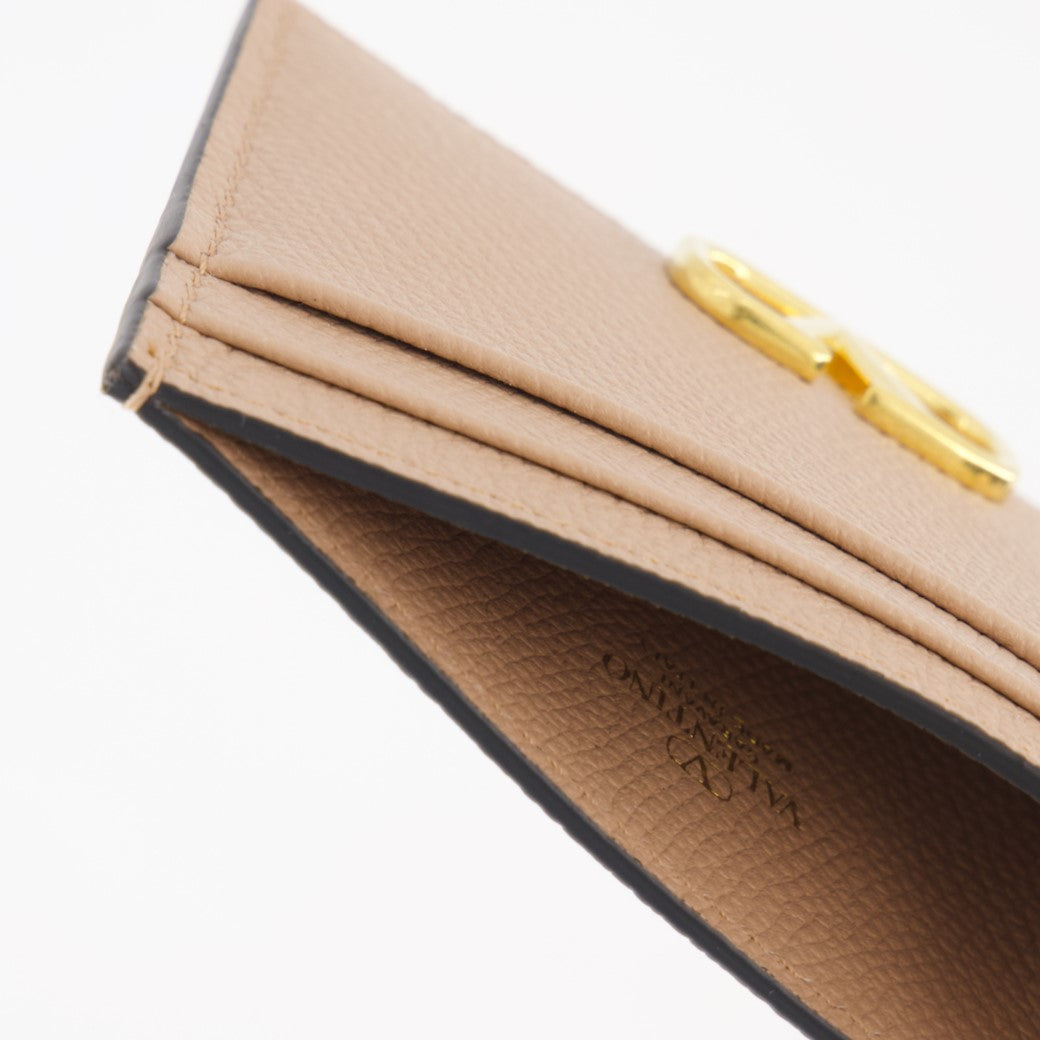 Valentino, VLogo cardholder, luxury accessories, minimalist design, beige cardholder