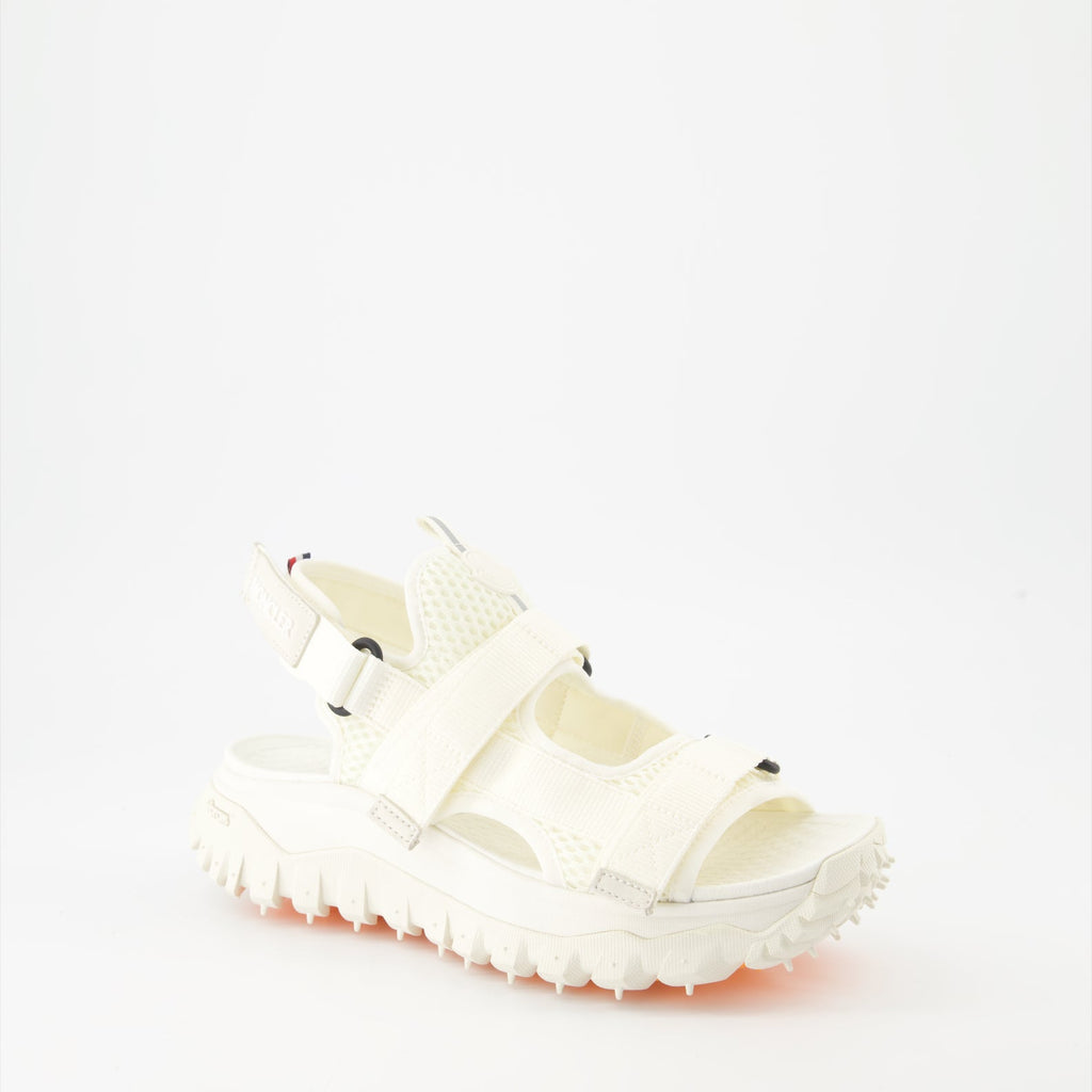 Image of Trailgrip White Sandals by Moncler for Women - Season Spring-Summer 2024 - Front Right Three-Quarter View