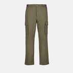 Imagen de pantalones de algodón caqui de pierna recta de Moncler para hombres - Temporada Primavera-Verano 2024 - Vista frontal