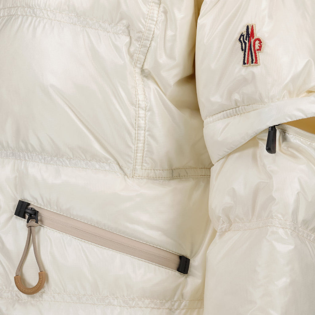Imagen de la Chaqueta Bomber de Moncler Grenoble para Mujeres - Temporada Primavera-Verano 2024 - Vista de Detalle 5