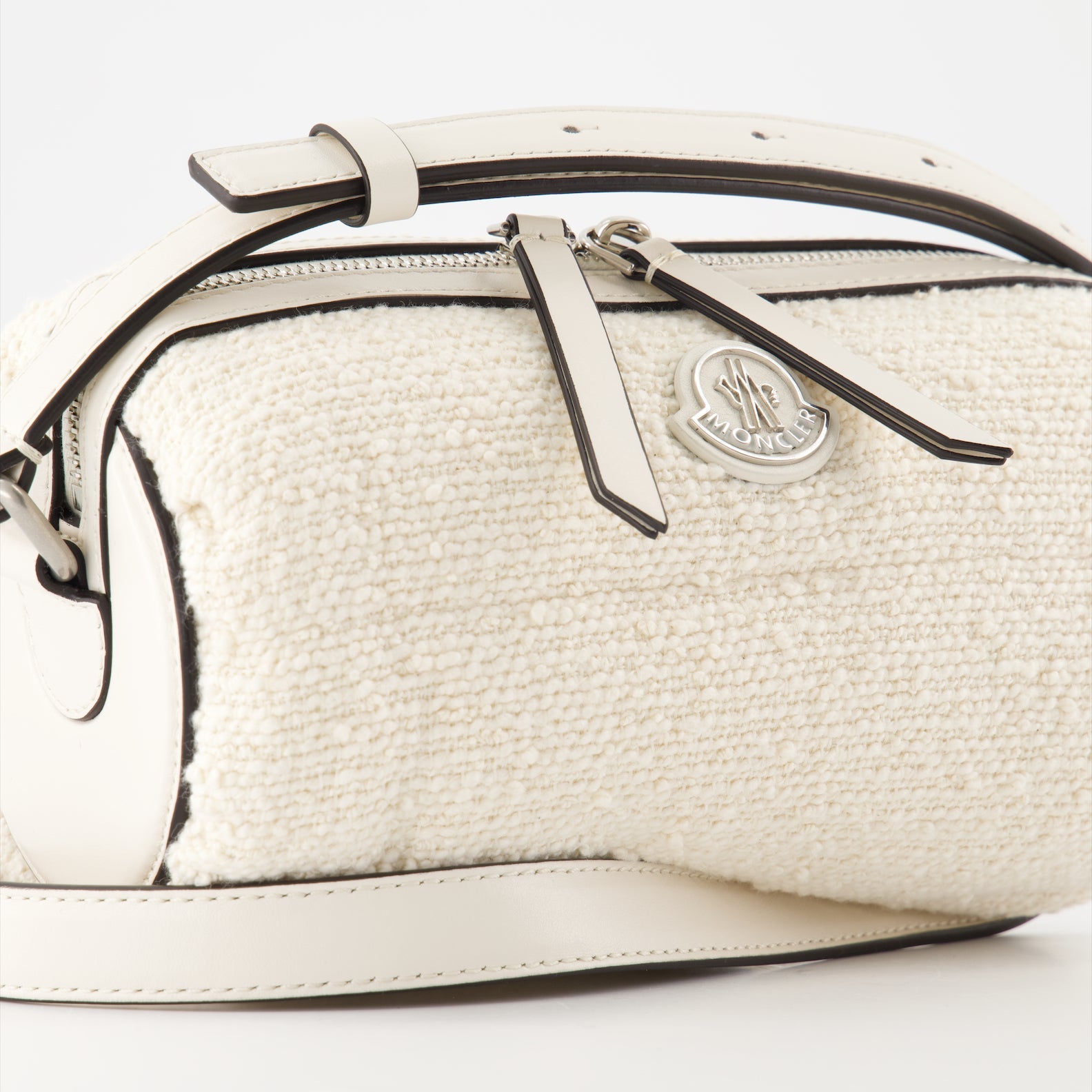 Image of Keoni Cotton Bouclé Bag by Moncler for Women - Season Spring-Summer 2024 - Detail View 5