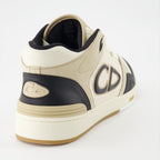 Immagine delle sneakers in pelle B57 di Dior per uomini - Stagione Primavera-Estate 2024 - Vista posteriore