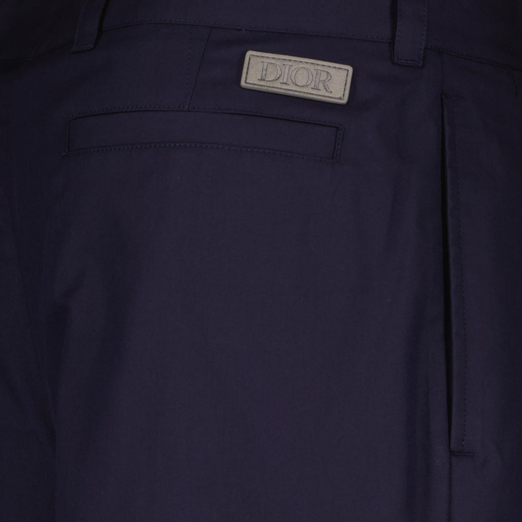 Imagen de Pantalones Plisados de Dior para Hombres - Temporada Primavera-Verano 2024 - Vista de Detalle 1