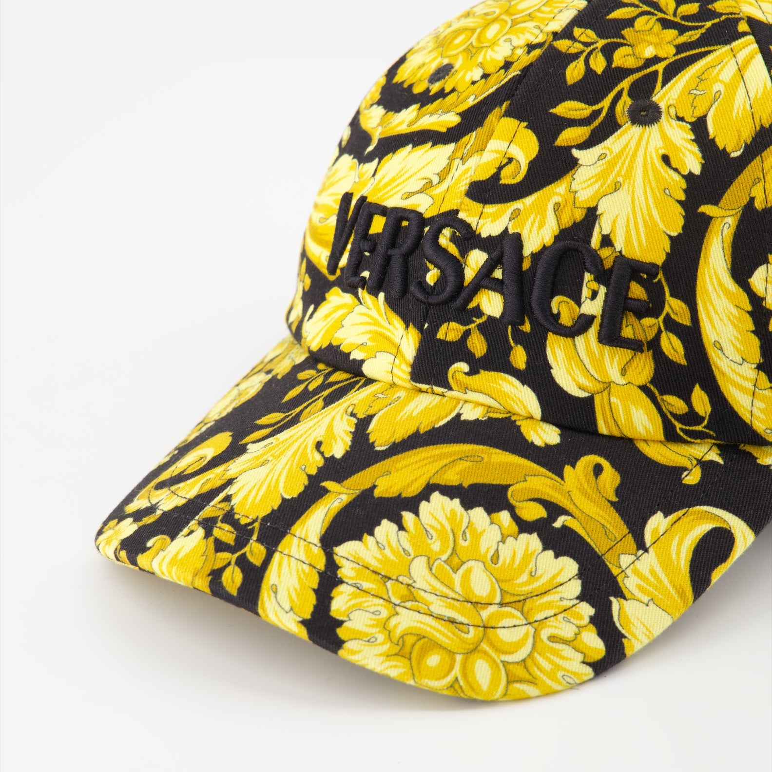 Versace cap, Barocco print cap, luxury accessories, designer cap, high-end fashion