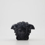 Imagen de la vela negra La Medusa de Versace para unisex - Temporada Primavera-Verano 2024 - Vista frontal