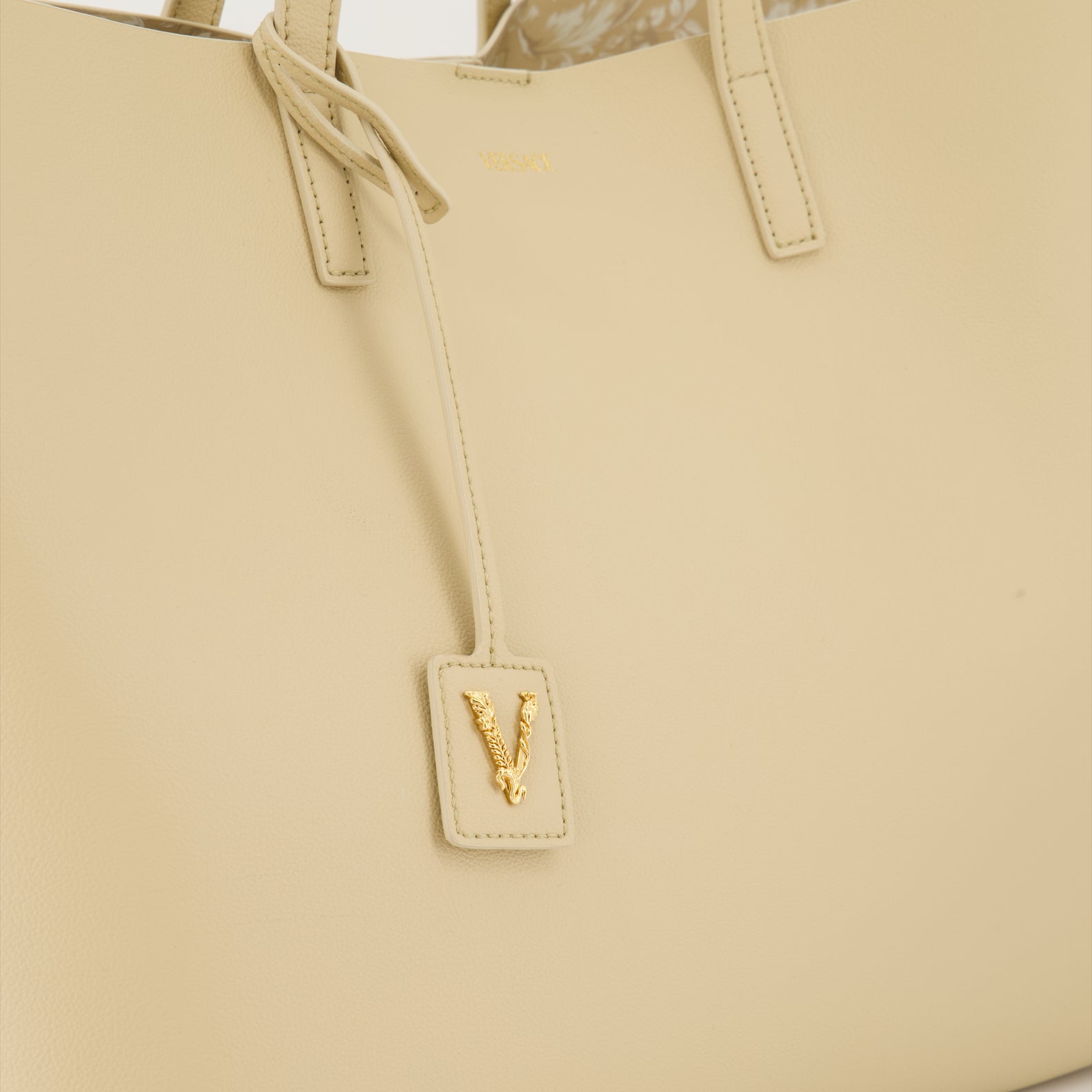 Versace tote bag, luxury handbags, designer bags, Barocco V emblem, premium leather bags