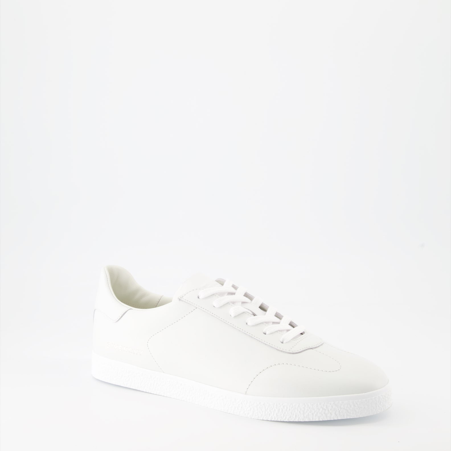 white leather sneakers, Givenchy sneakers, luxury sneakers, designer footwear, high-end sneakers