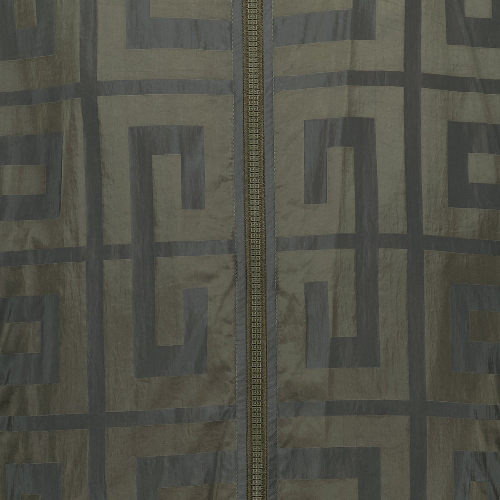 Image of Sleek 4G Print Windbreaker by Givenchy for Men - Season Spring-Summer 2024 - Detail View 5