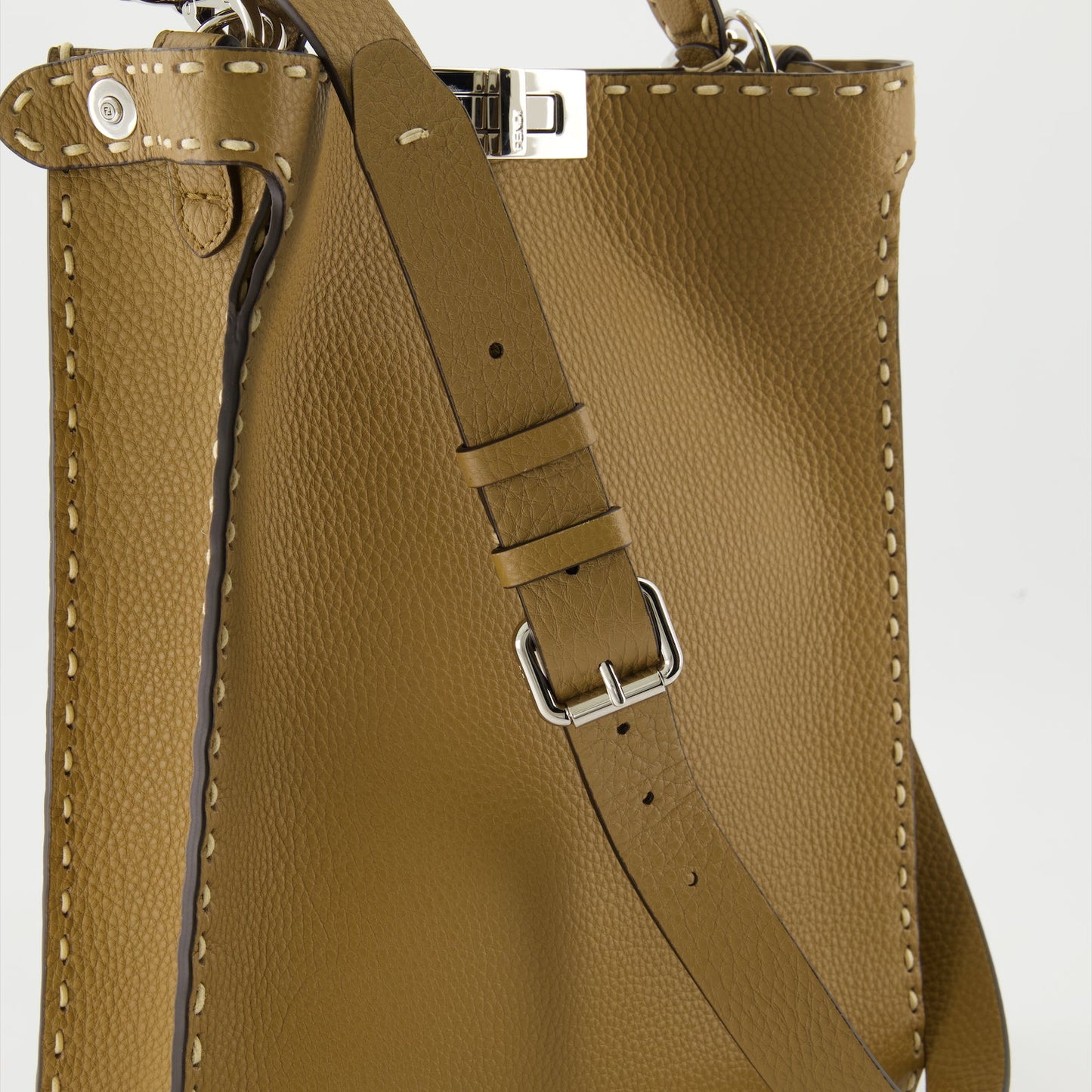 luxury bag, Fendi Peekaboo, high-end fashion, designer accessory, premium craftsmanship