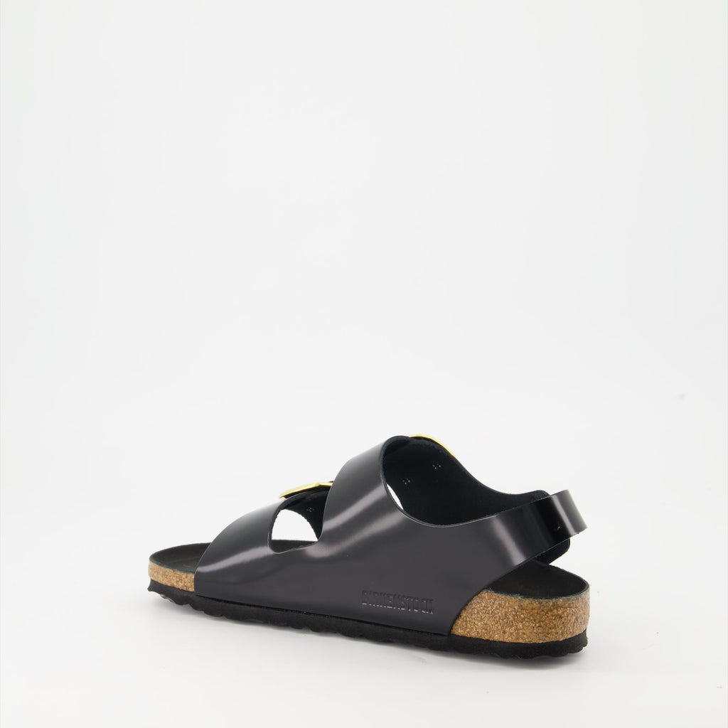 Image de sandales en cuir Milano Big Buckle de Birkenstock pour femmes - Saison Printemps-Été 2024 - Vue arrière droite à trois-quarts