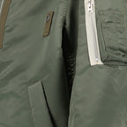 サカイのメンズ用ナイロンサージボンバージャケットの画像 - シーズン春夏2024 - 詳細ビュー 5