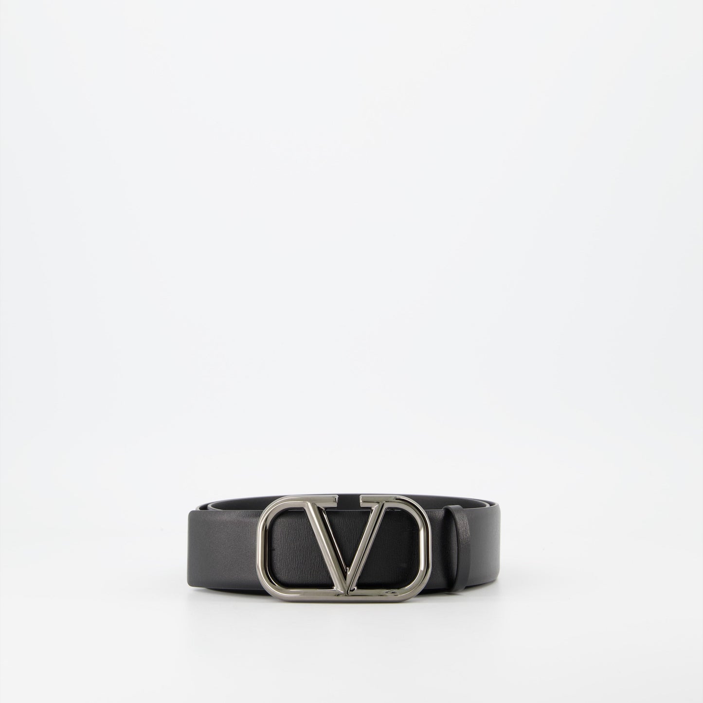 luxury belt, leather belt, Valentino Garavani, VLogo belt, black leather belt