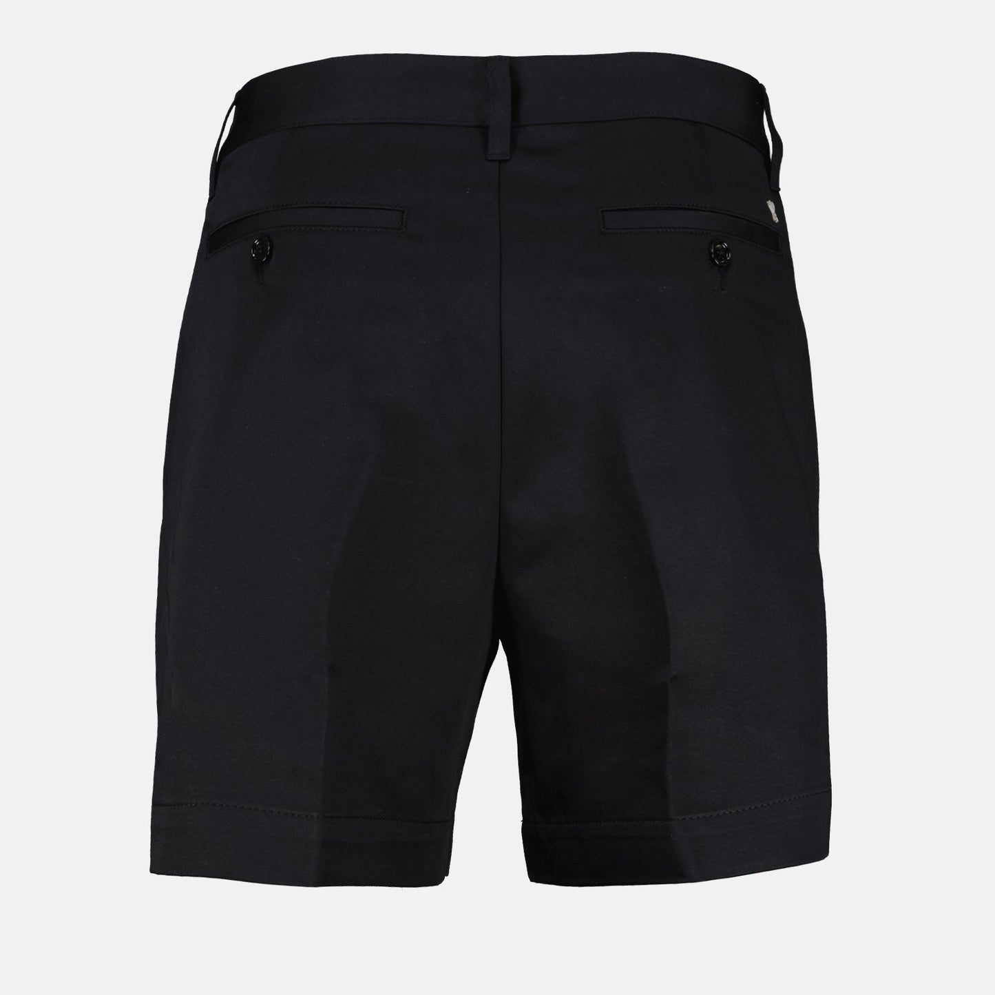 black chino shorts, AMI Paris, refined elegance, luxury wardrobe, sophisticated fashion