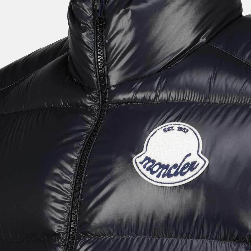 Image du Gilet Noir Lipsi de Moncler pour Hommes - Saison Automne-Hiver 2025 - Vue de détail produit 2