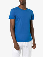 Image du T-shirt classique d'Orlebar Brown pour hommes - Saison Printemps-Été 2023 - Vue du modèle 2