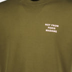 Image of Kaki Slogan T-Shirt by Drole De Monsieur for Men - Season Autumn-Winter 2025 - Detail View 1