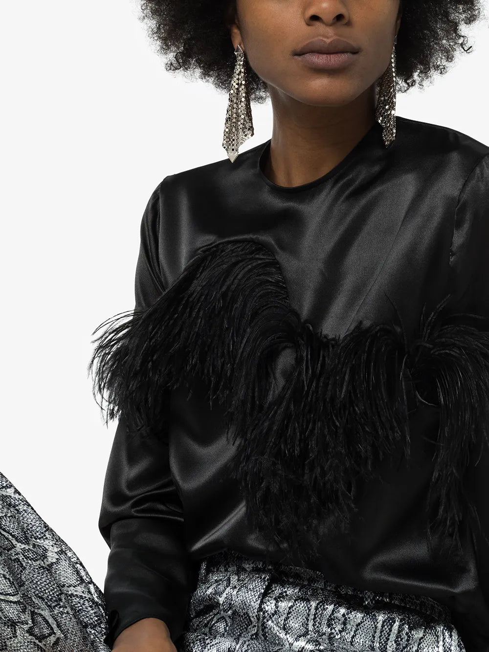 Silver earrings, Rabanne Pixel earrings, Draped design earrings, Metallic mesh jewelry, Spring-Summer 2025 accessories