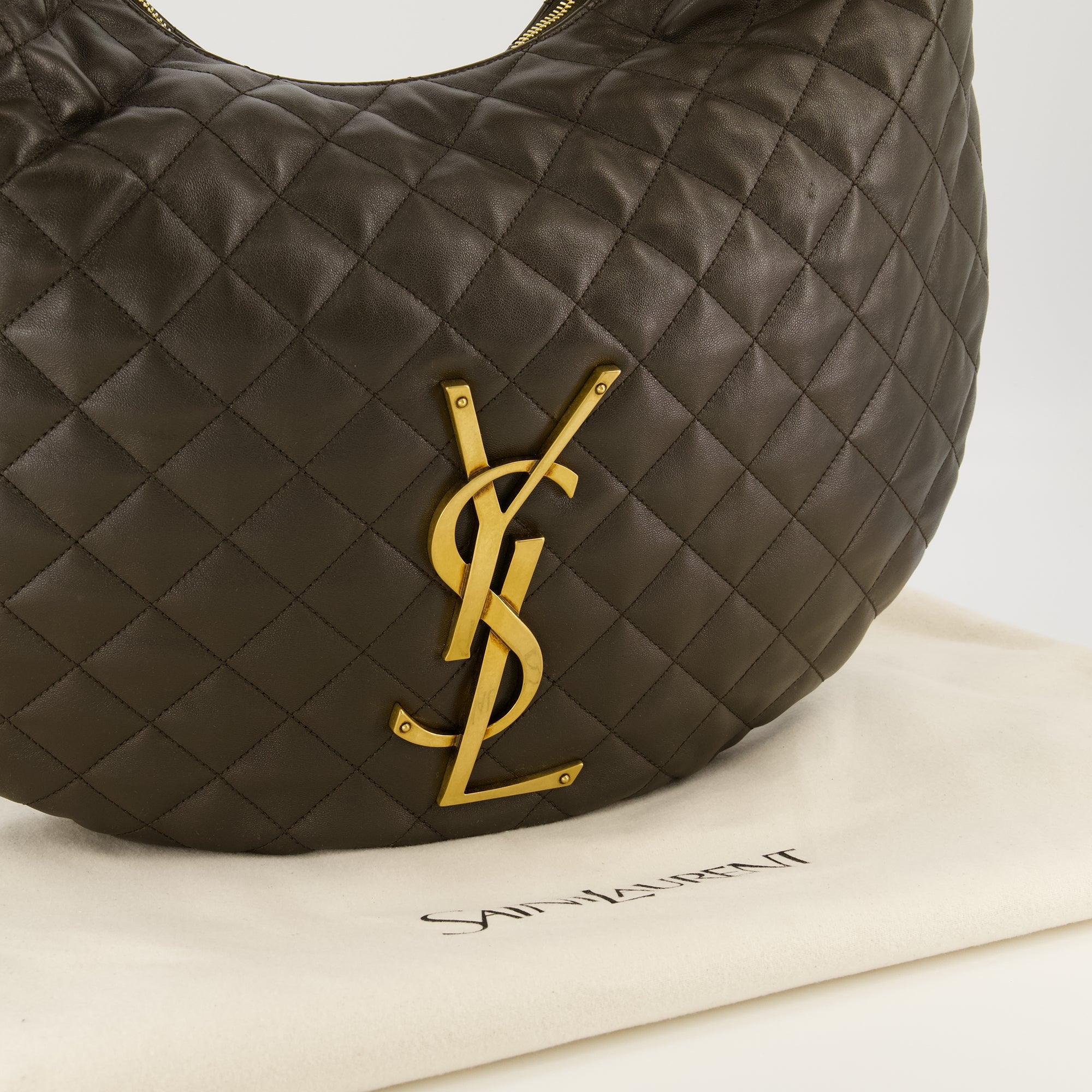 Bilde av Icare Hobo Bag fra Saint Laurent for kvinner - Sesong Vår-Sommer 2026 - Detaljvisning 1