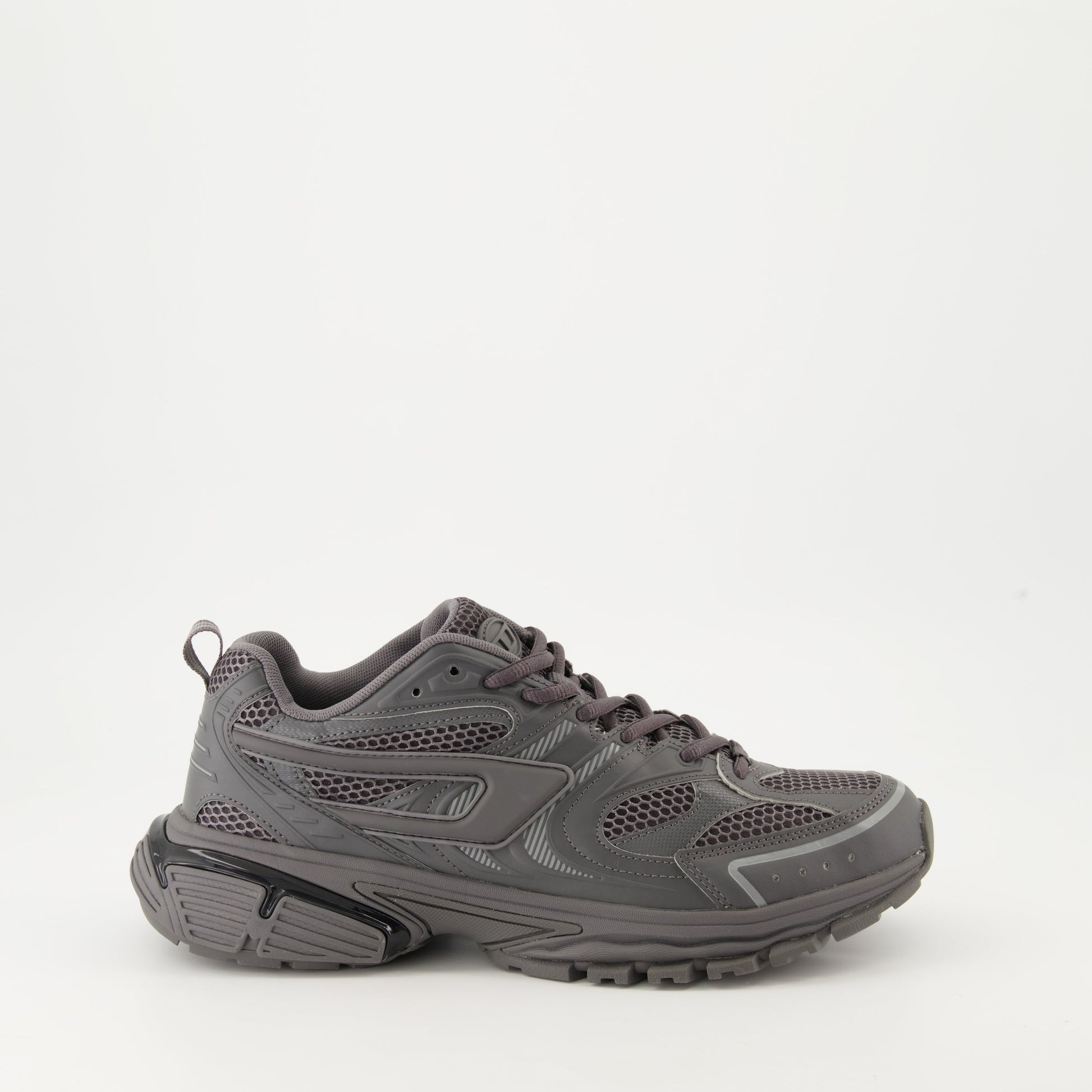 Diesel sneakers, mesh and PU sneakers, grey sneakers, Autumn-Winter 2024, crantée rubber sole