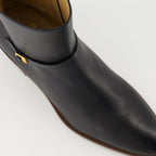 Bild der Pat Cuir Stiefel von Valentino Garavani für Männer - Saison Frühling-Sommer 2025 - Dreiviertelansicht von hinten rechts