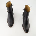Bild der Pat Cuir Stiefel von Valentino Garavani für Männer - Saison Frühling-Sommer 2025 - Draufsicht auf das Paar
