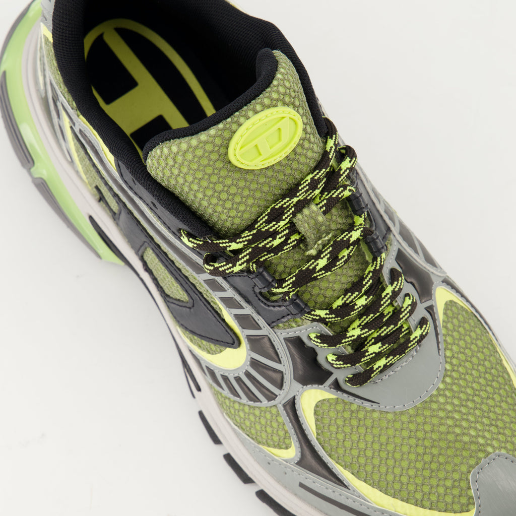 ディーゼルの男性用S-Pro-V-Denseグリーン-グレーのスニーカーの画像 - シーズン春夏2025 - 後方右三分の一図