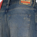 Image de Jean D-Sire 1996 L.28 par Diesel pour Femmes - Saison Automne-Hiver 2025 - Détail Vue 1