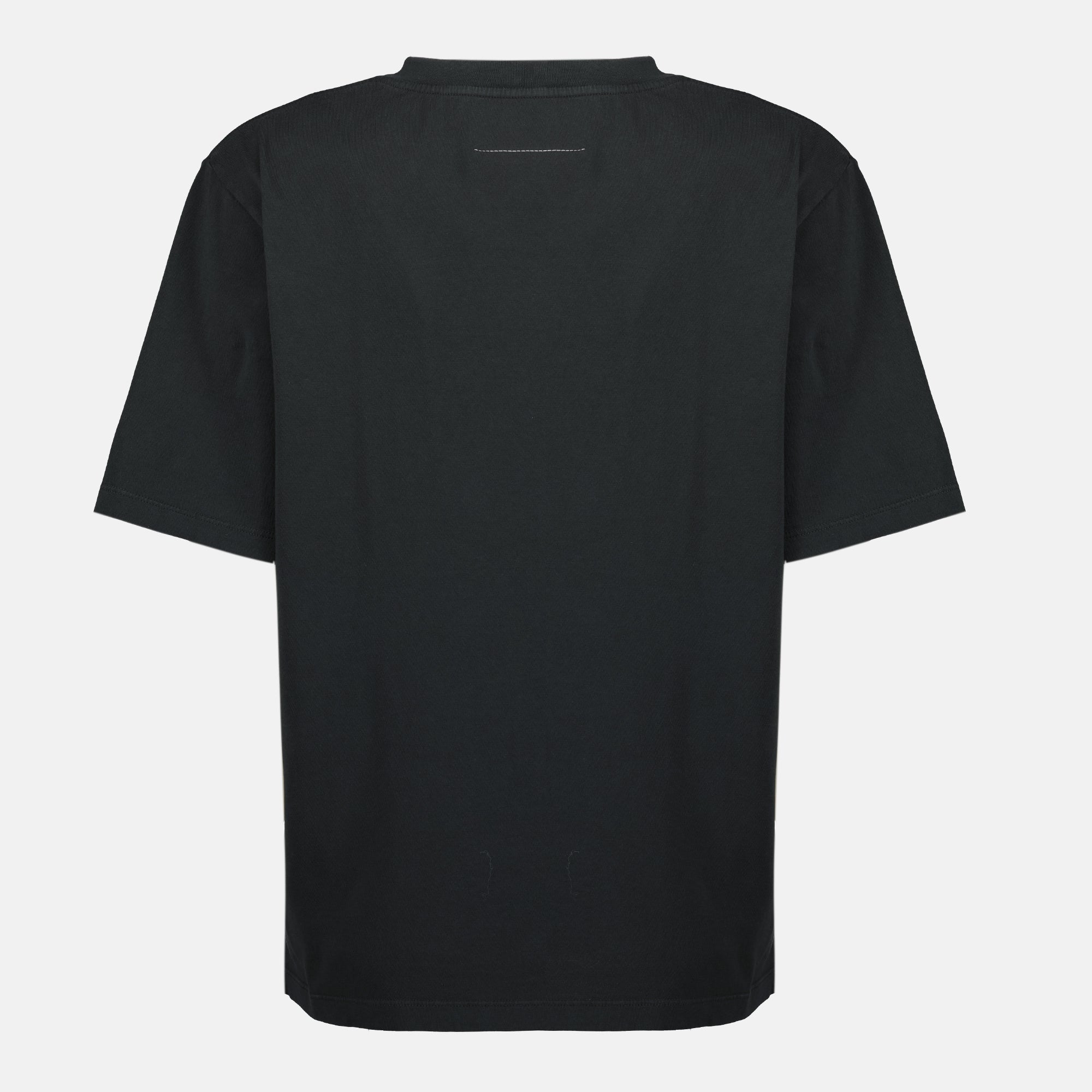 black t shirt