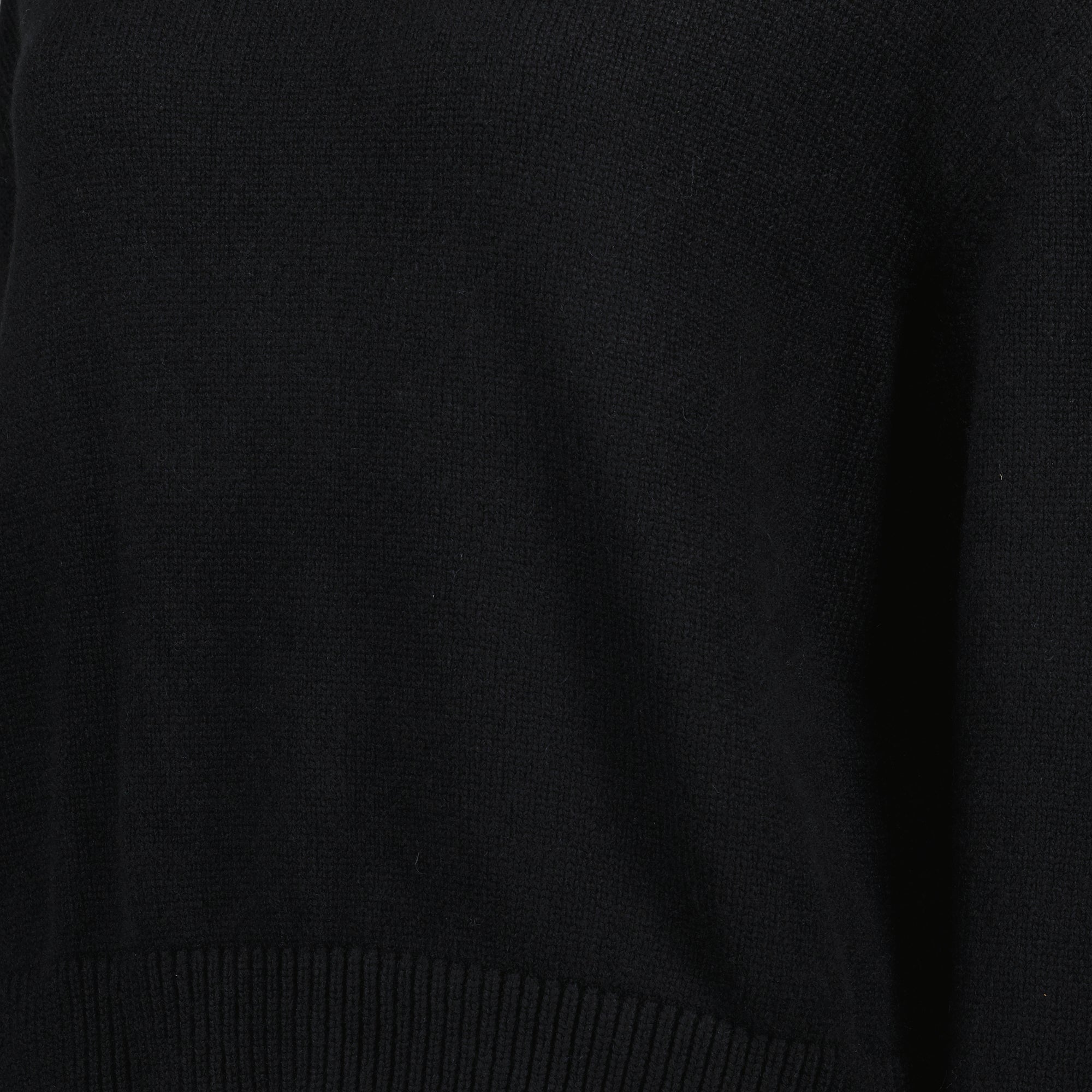 Khaite Pull Milo Noir, cashmere sweater, crew neck pullover, autumn winter fashion, ribbed knit