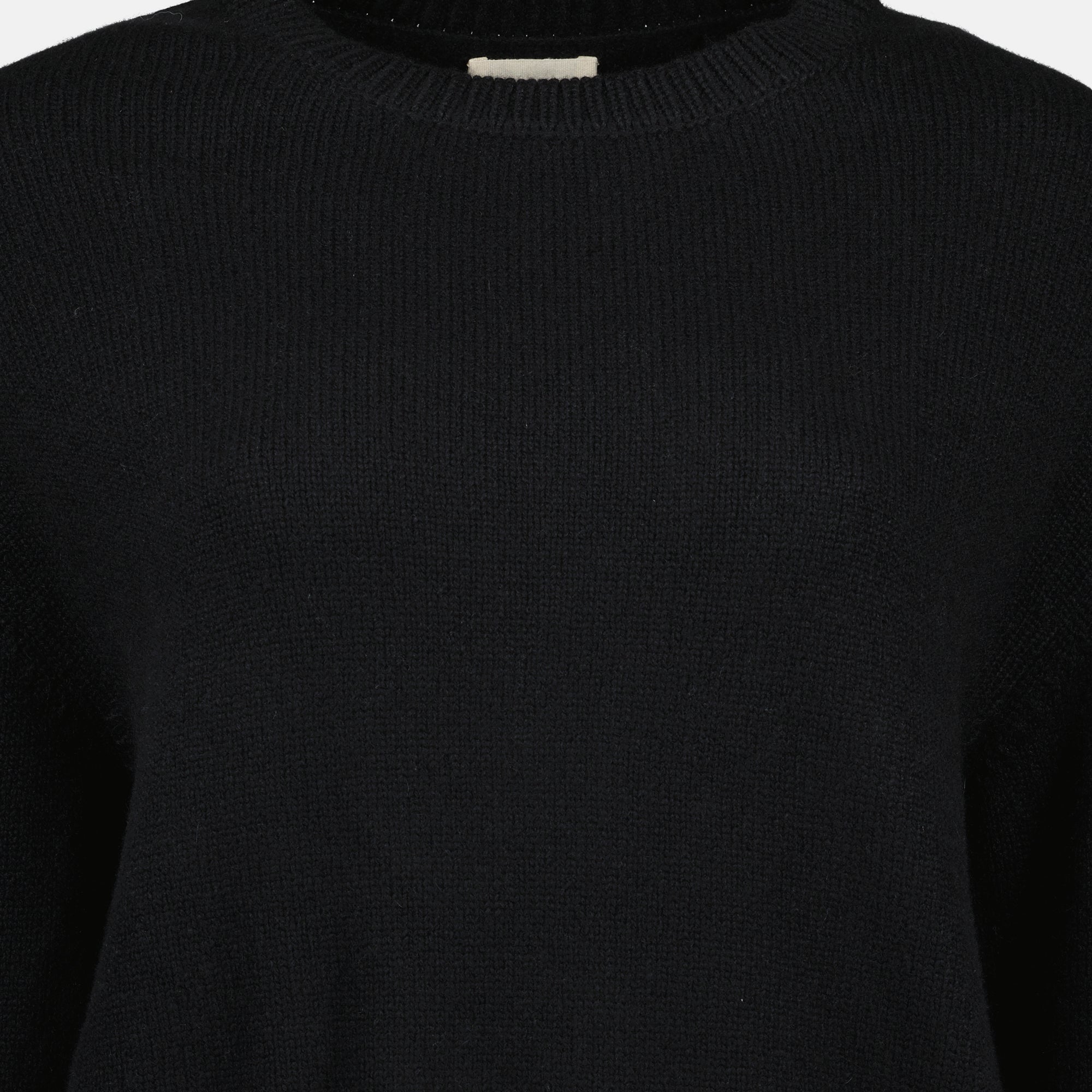 Khaite Pull Milo Noir, cashmere sweater, crew neck pullover, autumn winter fashion, ribbed knit