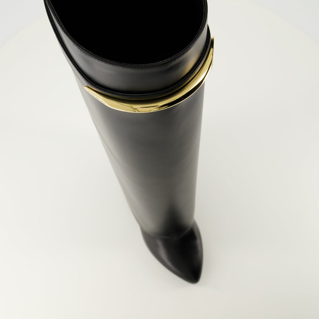 Image de l'article Bottes Shark en cuir noir de la marque Givenchy pour Femme - Saison Printemps-Été 2026 - Vue détaillée de haut