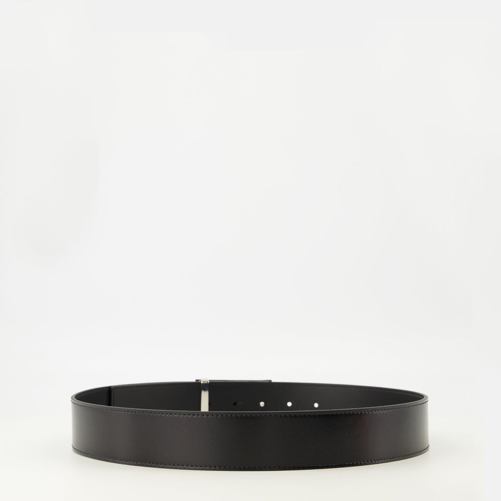 Image de l'article Ceinture en cuir noir de la marque Givenchy pour Homme - Saison Printemps-Été 2026 - Vue de Dos