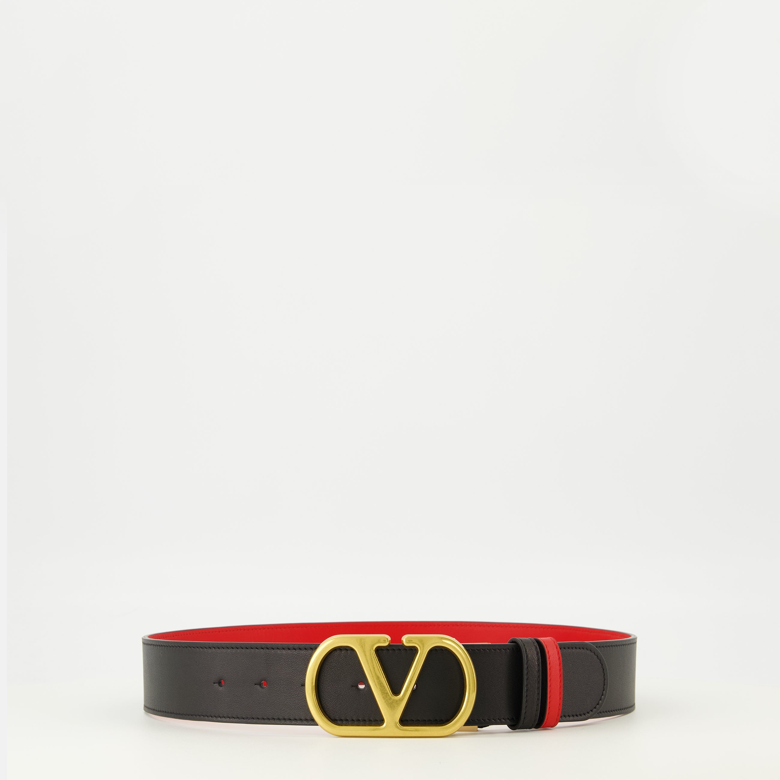Image de l'article Ceinture réversible noir et rouge 40 mm de la marque Valentino Garavani pour Femme - Saison Printemps-Été 2026 - Vue de Face