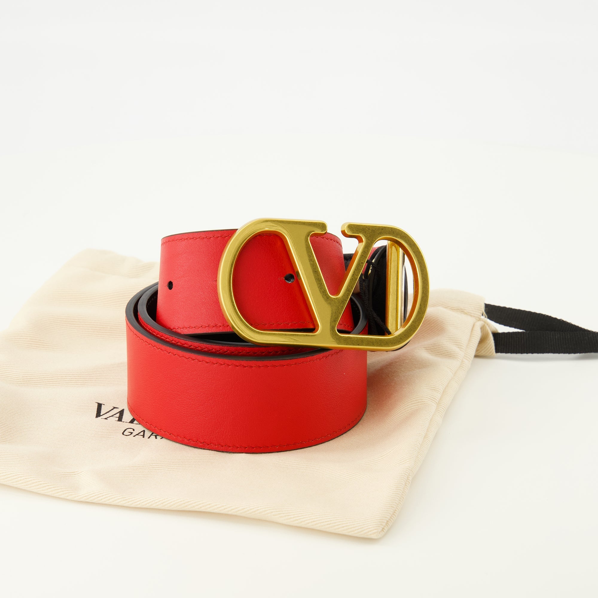 Reversible Belt Black and Red - Valentino Garavani - Women | WE IN