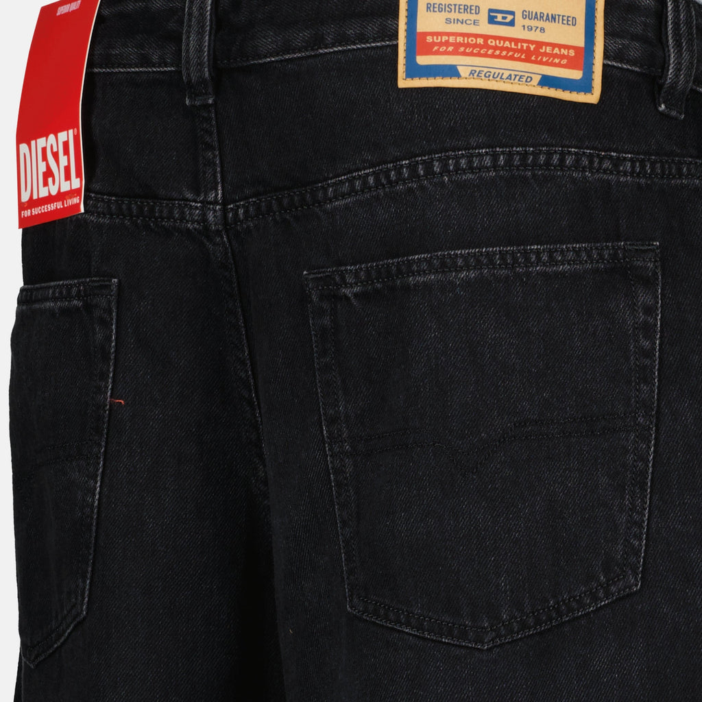 Image de l'article Jean D-Macro L32 noir de la marque Diesel pour Homme - Saison Printemps-Été 2026 - Vue détaillée_2