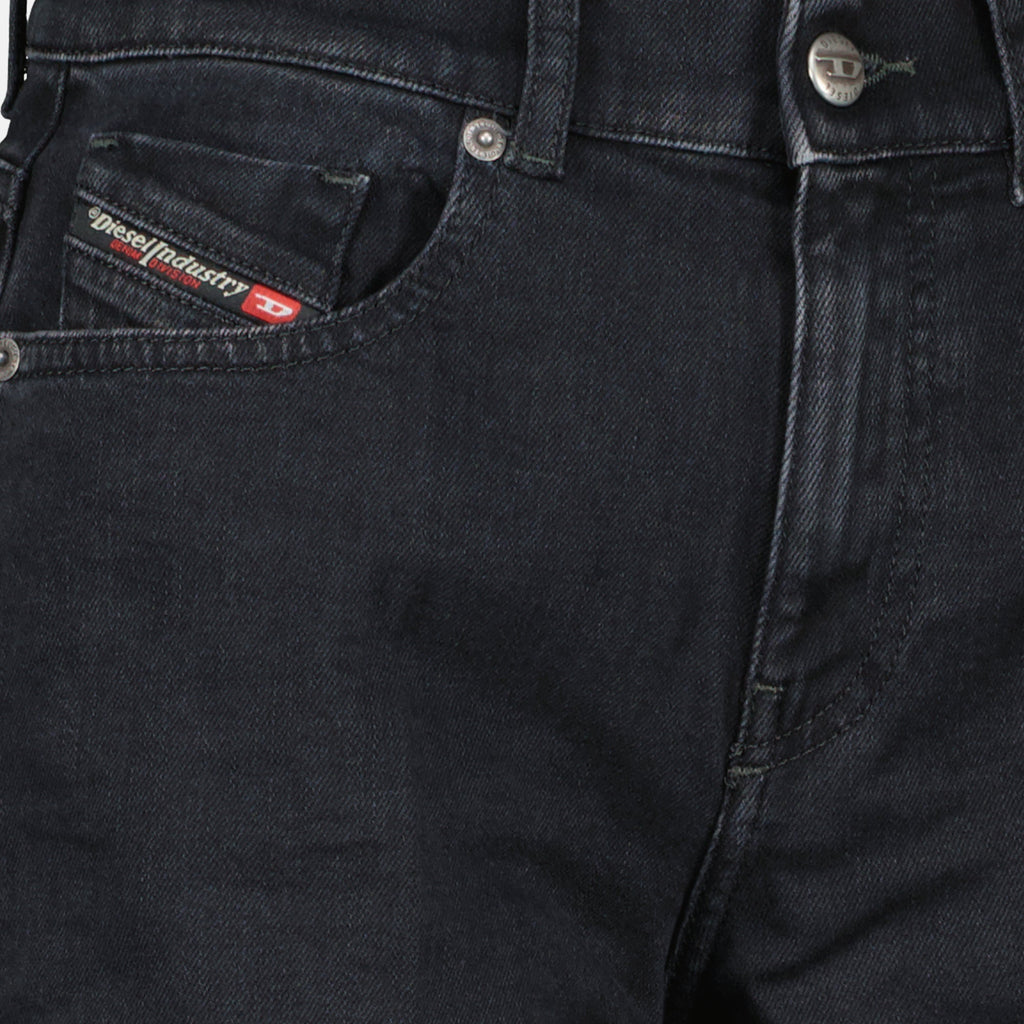 Image de l'article Jean D-Akemi 1978 L28 noir de la marque Diesel pour Femme - Saison Printemps-Été 2026 - Vue détaillée_2