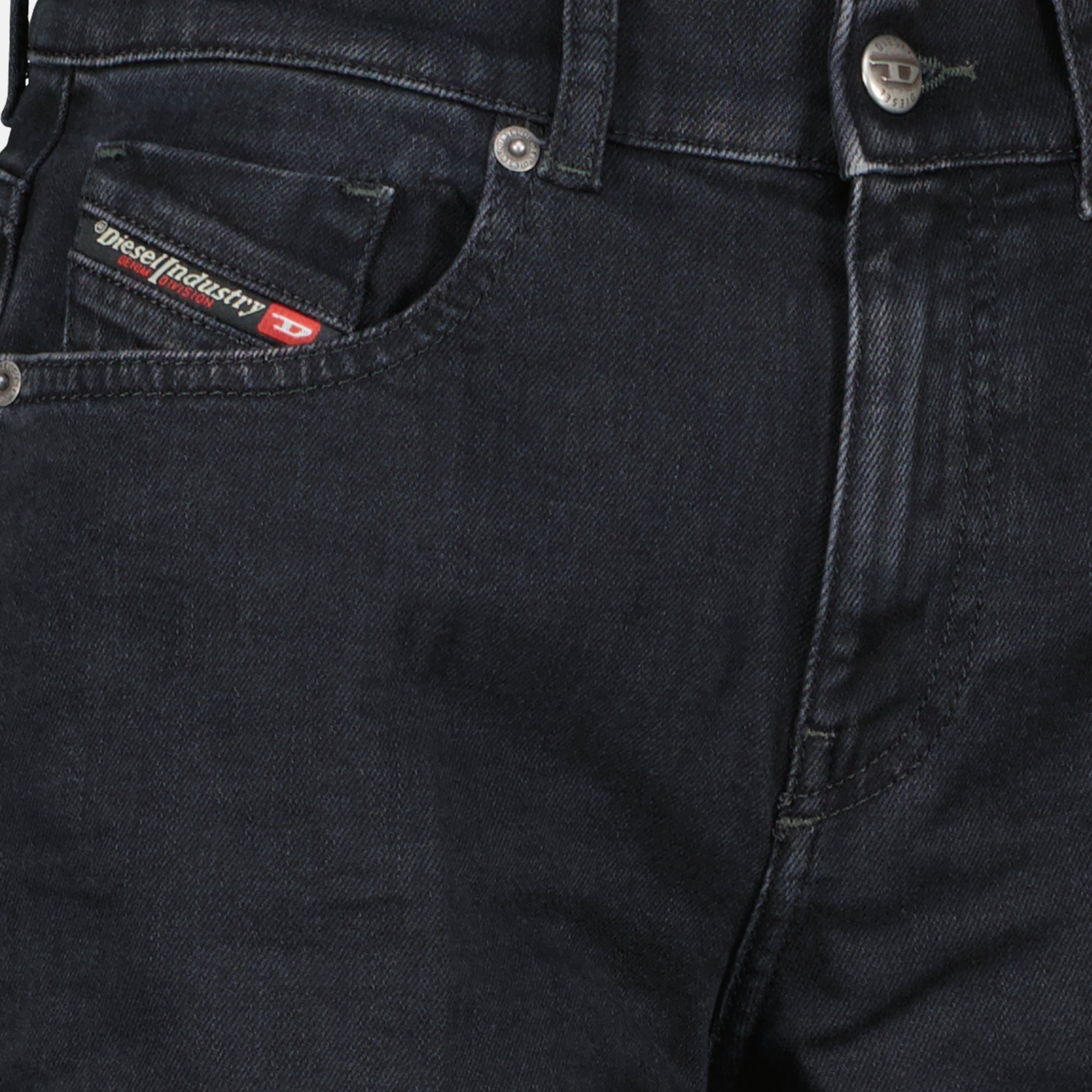 Image de l'article Jean D-Akemi 1978 L28 noir de la marque Diesel pour Femme - Saison Printemps-Été 2026 - Vue détaillée_2