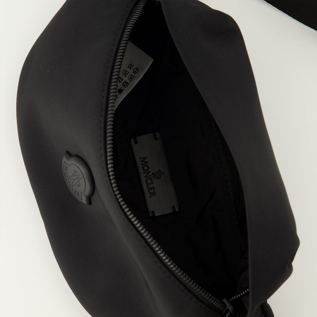 Image de l'article Sac banane Durance noir de la marque Moncler pour Homme - Saison Printemps-Été 2026 - Vue détaillée_3