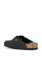 남성을 위한 Birkenstock의 Boston Mules 이미지 - 2024년 봄-여름 시즌 - 오른쪽 후면 3/4 보기