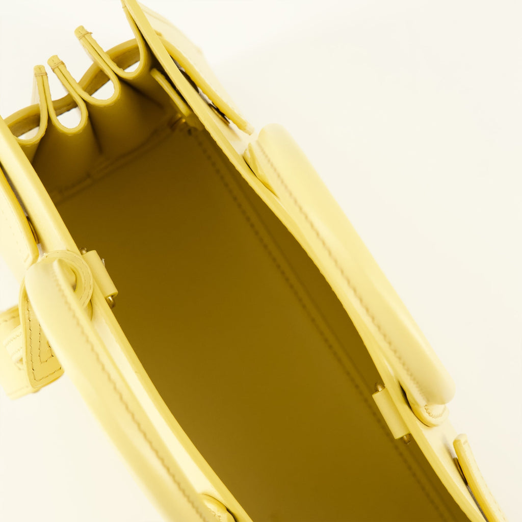 Image du Sac de jour nano jaune par Saint Laurent pour femmes - Saison Printemps-Été 2026 - Détail Vue 2